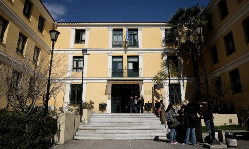 Νεκρώνουν την Πέμπτη τα δικαστήρια της Αθήνας